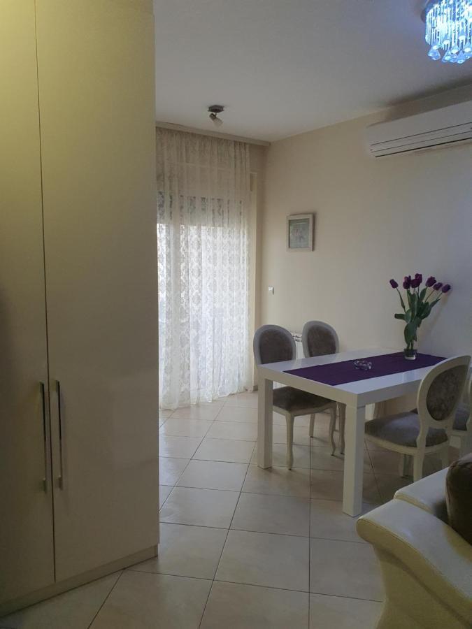 Apartments Soleado Pančevo Exterior foto